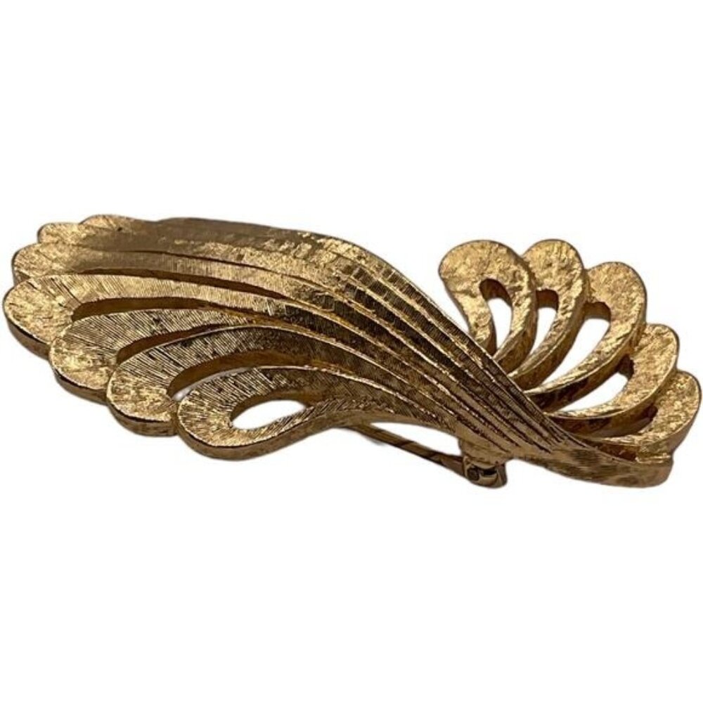 Vintage Monet Gold-Tone Textured Openwork Leaf Brooch Pin